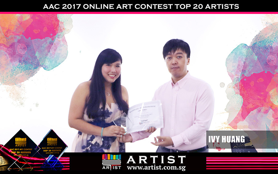 AllGo Digital Group CEO Steven Fang present the Top 5 awards to the contest winners