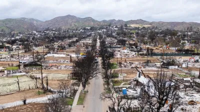 PACIFIC PALISADES, CA - APRIL 17: Drummond St near Sunset Boulevard in Pacific Palisades. Timelapse of three different locations from the site of the Palisades fire in Pacific Palisades, CA on Thursday, April 17, 2025. (Myung J. Chun / Los Angeles Times via Getty Images)